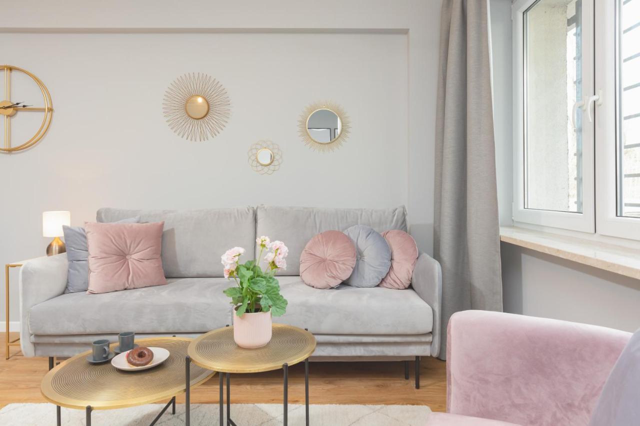 City Center Apartment Near The Vistula By Noclegi Renters Warschau Exterior foto